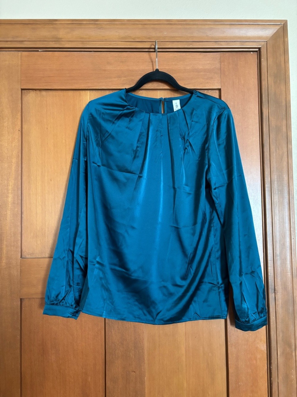 Women's Long-Sleeve Blouse